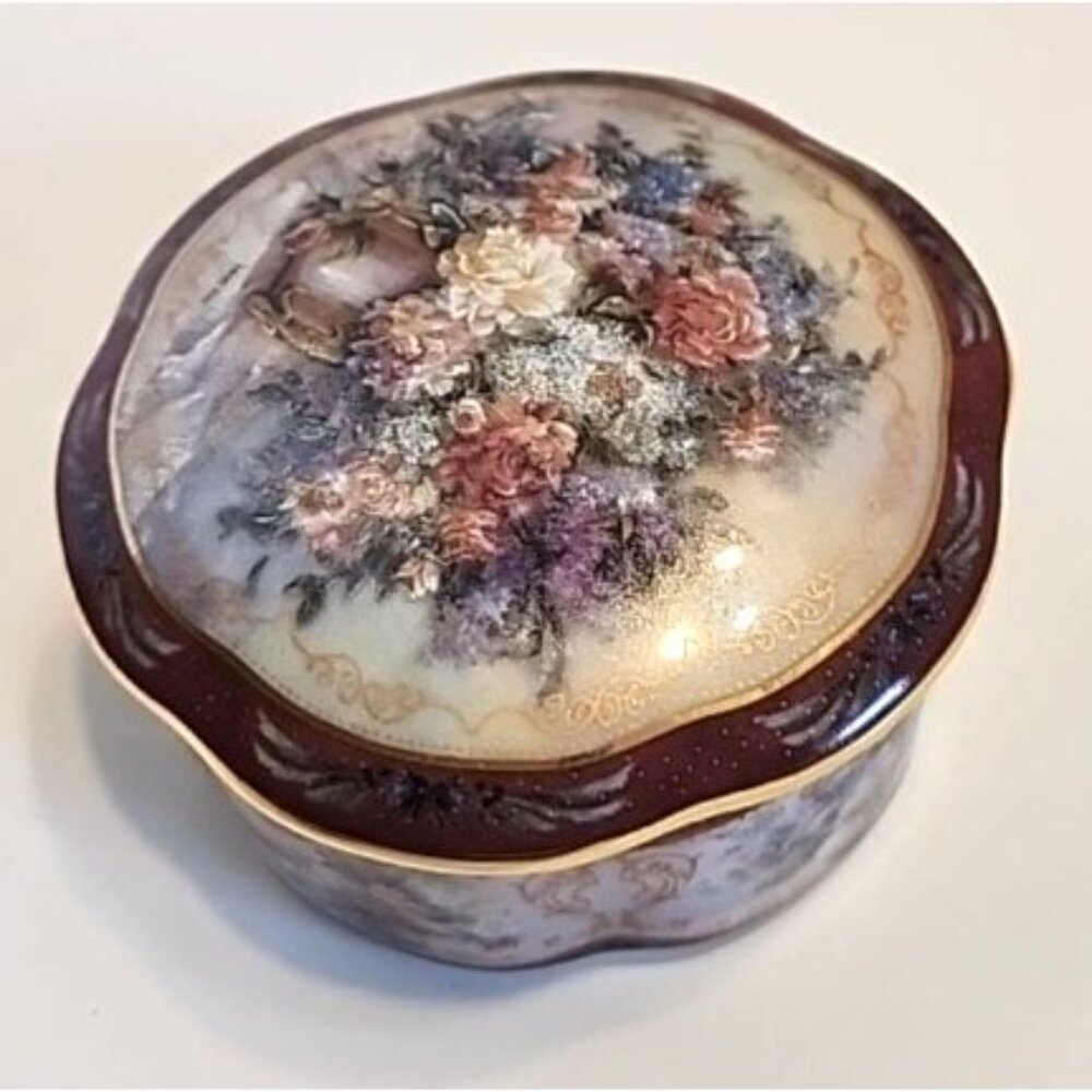 Lena Liu Vintage Magic Makers Floral Porcelain Trinket Box With Gold Trim READ - Picture 10 of 11